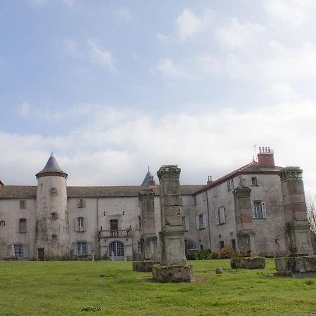 Chateau De Chantelauze Olliergues Exterior foto
